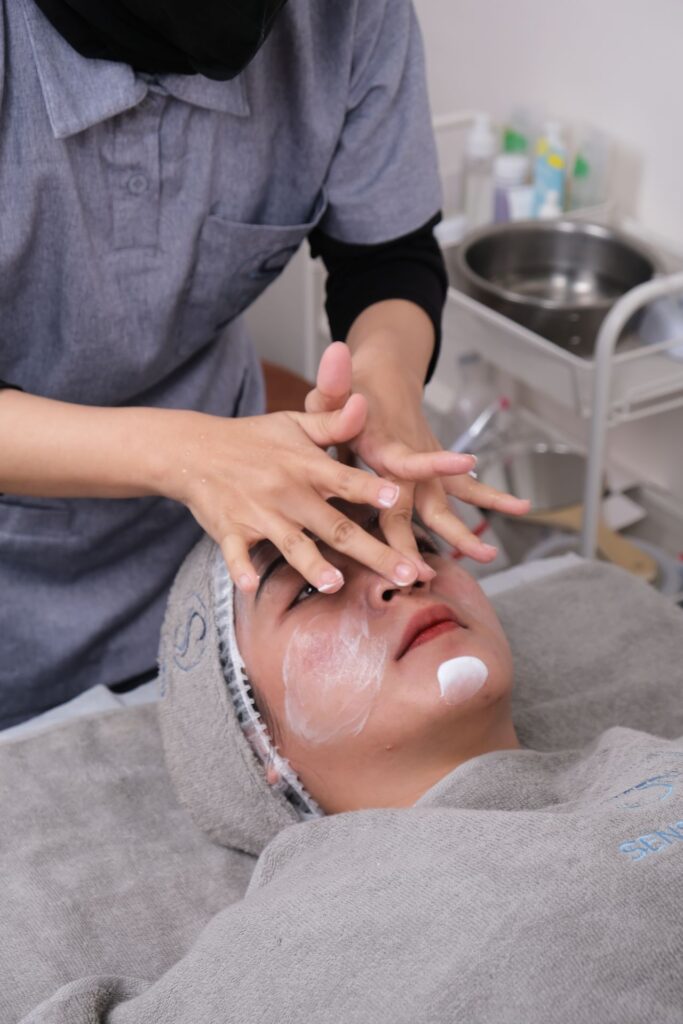 Guide to the Best Facial Before a Wedding